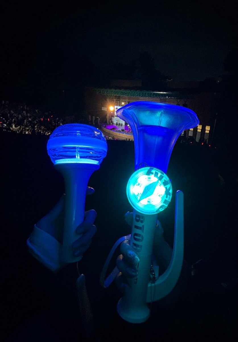 btob_48M's tweet photo. 창섭아 !! ✨💙 https://t.co/8KtUvrkIHy