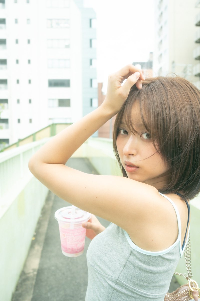 kaanndesu's tweet photo. 大阪

公園

歩道橋

花梨りこ
@Hanarico_ https://t.co/TVcZOpv37n