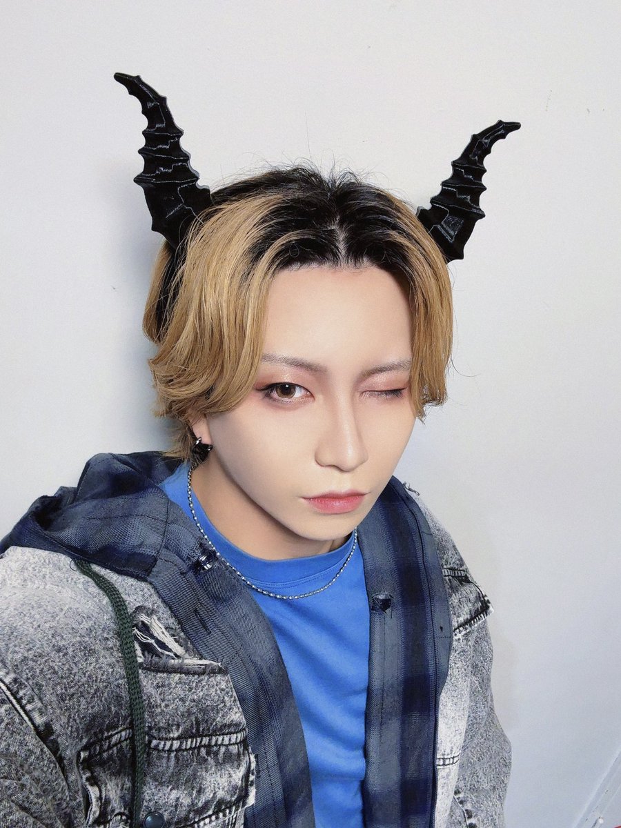 uuri_takahashi's tweet photo. Pastureまつり〜七つの大罪〜悪の祭典
ご来場ありがとうございました！😈

楽しかったー！！
皆さんも楽しんでくれましたか？

またはやくこうしてみんなと幸せな時間を過ごせる日がきたらいいなあ。

改めて学くん！これからどうぞよろしくお願いします🤝✨ https://t.co/m3PAOE1LHd