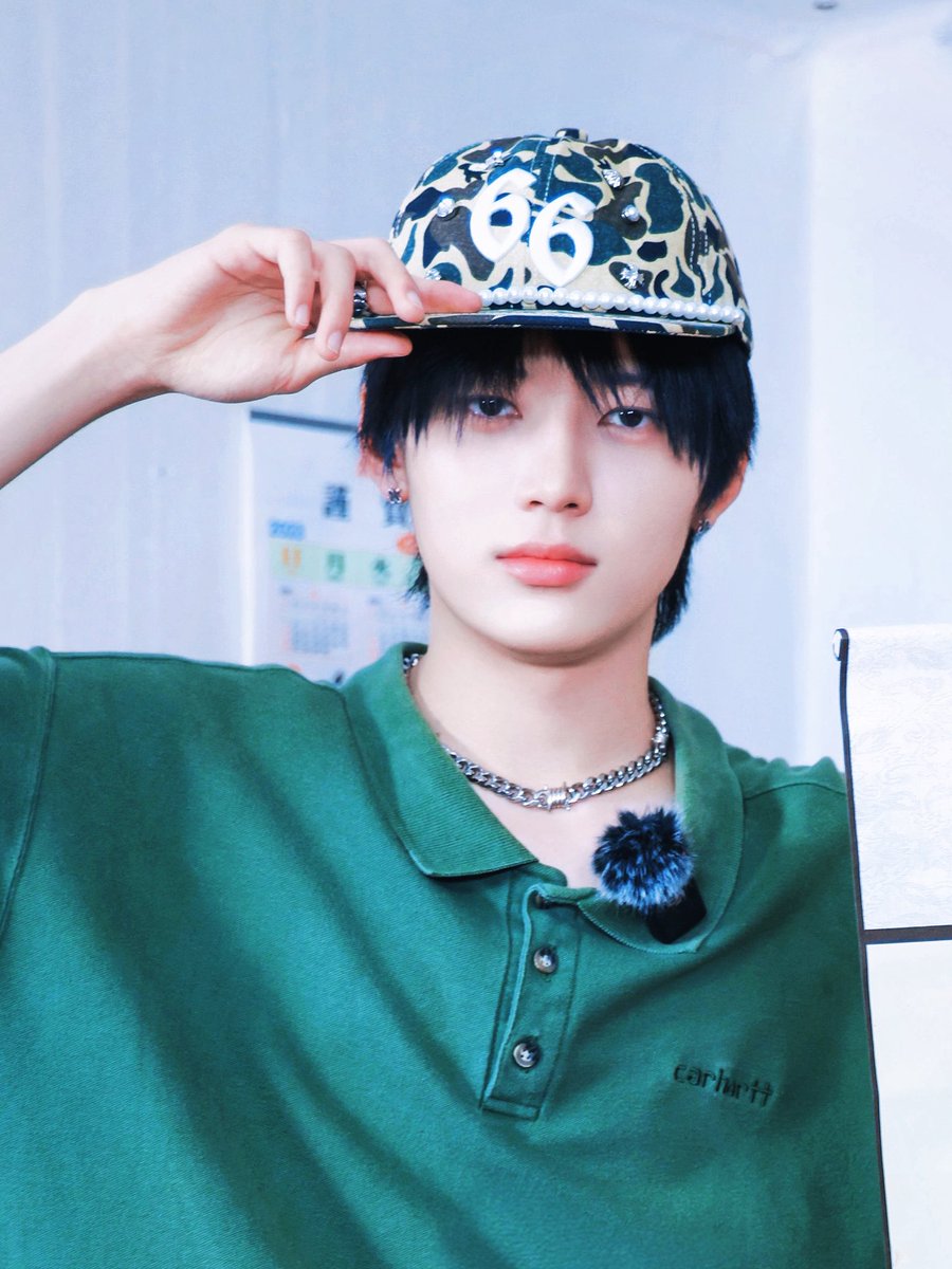 kikotsx's tweet photo. 🐈‍⬛💚 https://t.co/8B4Lpognw3