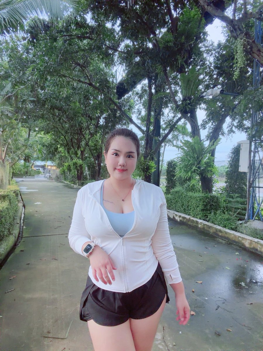 Nanthaphon60219's tweet photo. 🏃‍♀️🌳🤍 https://t.co/vCsTCptjAJ