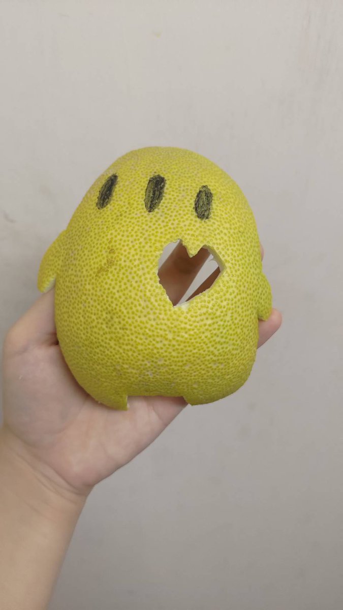 waratte288288's tweet photo. ぶんたんの皮でモチモチくん作ってみました
三つ目はぽっちゃりver. https://t.co/579AlKsbG5