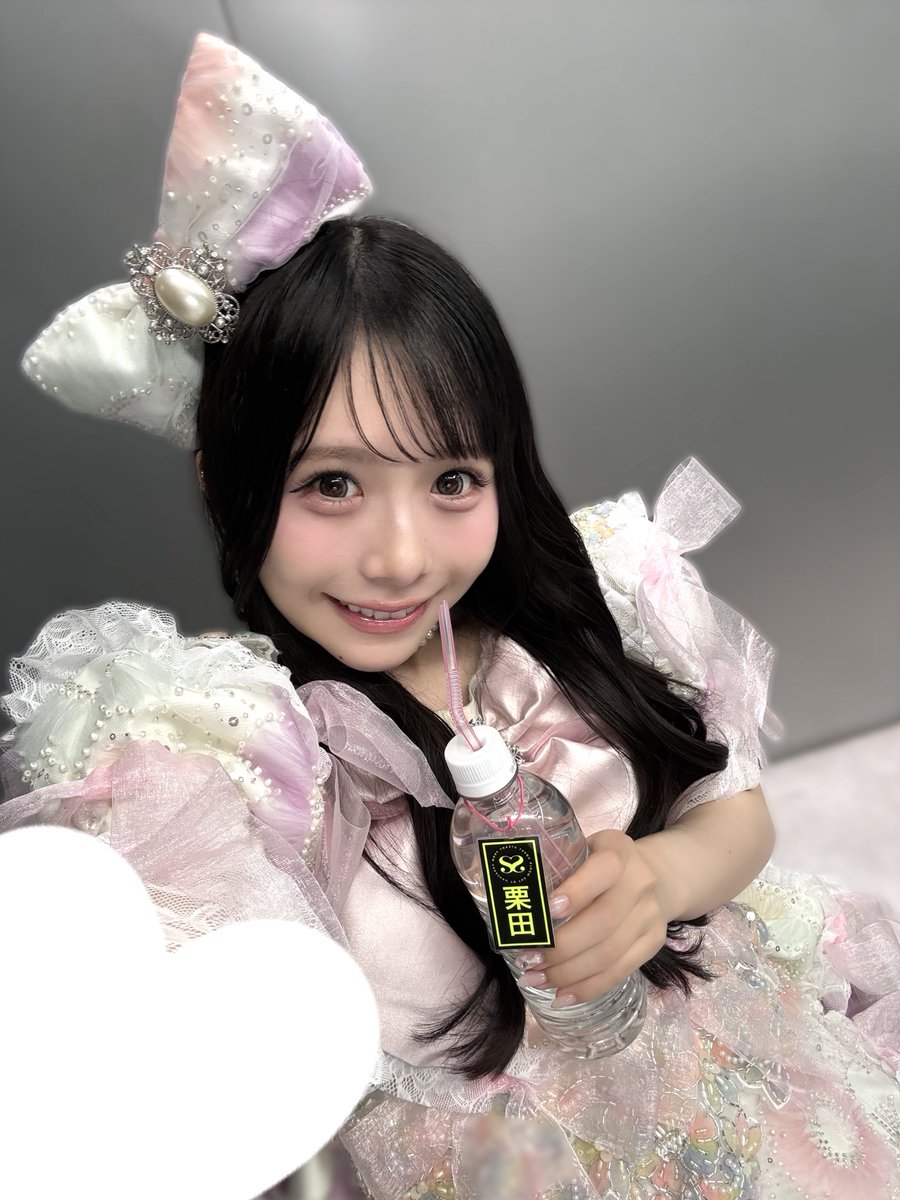 natsuka_ss0719's tweet photo. オンライントークありがとう♡♡
みんなとお話するのもだいすきやしみんなが届けてくれる言葉も全部うれしくてだいすきだよ〜！^> ̫ <^🎀🫧🤍

 #すいすて https://t.co/adIRpybzYe