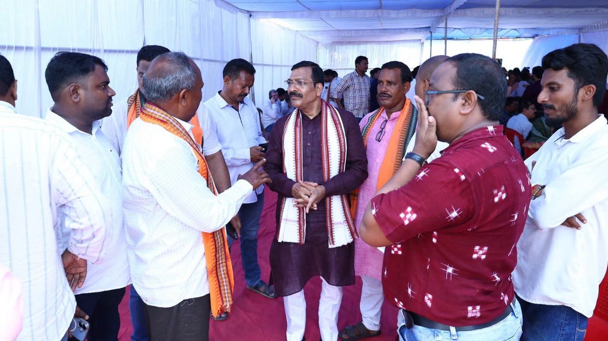 GMohapatraBjp's tweet photo. Attended the Dwadasaha ceremony of Smt. Shakuntala Mishra, mother of Shri Santosh Hota, along with Hon’ble MP from Sambalpur Shri Dharmendra Pradhan and Shri Jajati Pattnayak, and paid my heartfelt tributes.
#GolakMohapatra #BJP #BJPOdisha #Anugul #Athmallik https://t.co/NudBb1mZas