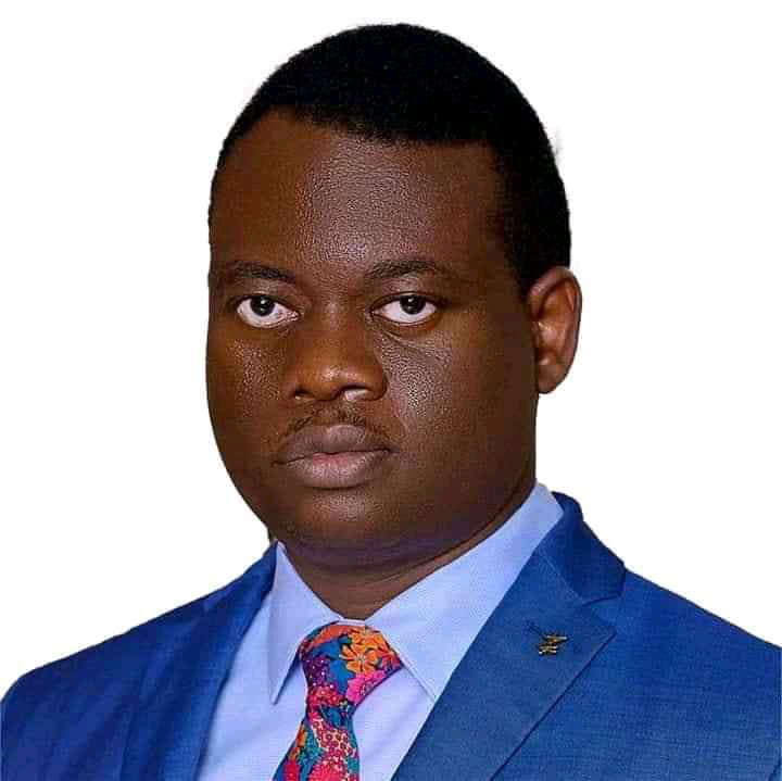 fadaoluoma's tweet photo. VDM and Pastor Arome.

I'm talking to VDM as a Christian. I don't actually know what church he attends, but I assume he is a Christian based on his name. There is a difference between caricature and criticism. The mimicking of Pastor Arome in that video where you criticized his claim that Nigerians are called to export revival while other countries can excel in technology is totally wrong. 

Your effective campaign for social justice has distinguished you among Nigerian celebrities and influencers. That heroic act of getting justice for victims who ordinarily would have been shortchanged has endeared you to many of us. Social justice is a core catholic doctrine and a fundamental part of the gospel. We appreciate anyone who carries it out as partners in the gospel, irrespective of race or religion. 

However, your mimicry of Pastor Arome Osayi is way out of propriety.  You could have made those criticisms without denting them with that act. I'm asking you to apologize publicly to Pastor Arome if you haven't,  that will be the noble and right thing to do. 

No matter how wrong what a person says or said is, insults, caricature and any form of expletives against such person can never be right. 

We are not allowed to insult even the devil, as devilish as he is. Yes, when Archangel had a tussle with the devil over the body of Moses, the archangel didn't insult or abuse the devil, he simply said I rebuke you in the name of the Lord. 👉 "Not even the Archangel Michael, when he was engaged in argument with the devil about the corpse of Moses, dared to denounce him in the language of abuse; all he said was, 'May the Lord rebuke you.'
10 But these people abuse anything they do not understand; and the only things they do understand by instinct—like unreasoning animals—are a source of destruction to them."

By the way, excelling in only religion is not the calling of Nigeria or any country. We are called to serve God faithfully and to excel in everything else that makes a country prosperois. Nigerians are not more spiritual than the Chinese, Americans, UAE and other prosperous nations. 

Thank you for your attention to this matter. 
Let me come and be going.