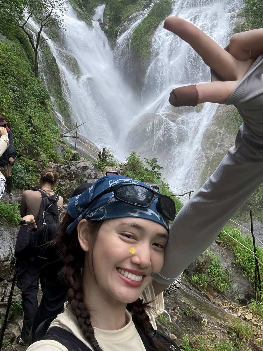 viewployed's tweet photo. as an “inactive-introvert” i rlly aspire to be like piploy someday. she’s living her life to the fullest and always has a new adventure ahead of her.
#piployrr https://t.co/RYM5Mn1Rj4