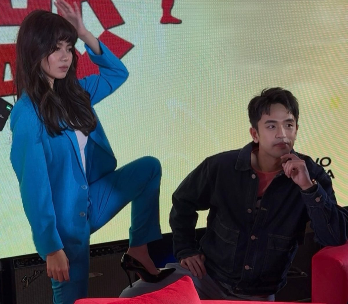 tiramisuuu__u's tweet photo. Ang kulit nila huhu fighting FFMW!!! https://t.co/dYHMGaJvYp