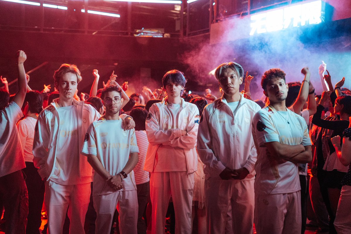 KarmineCorp's tweet photo. DEMAIN ON REMET ÇA !! Nos joueurs sont de retour sur scène pour leur deuxième match aux Champions  #KCORP https://t.co/P4yupWshRw