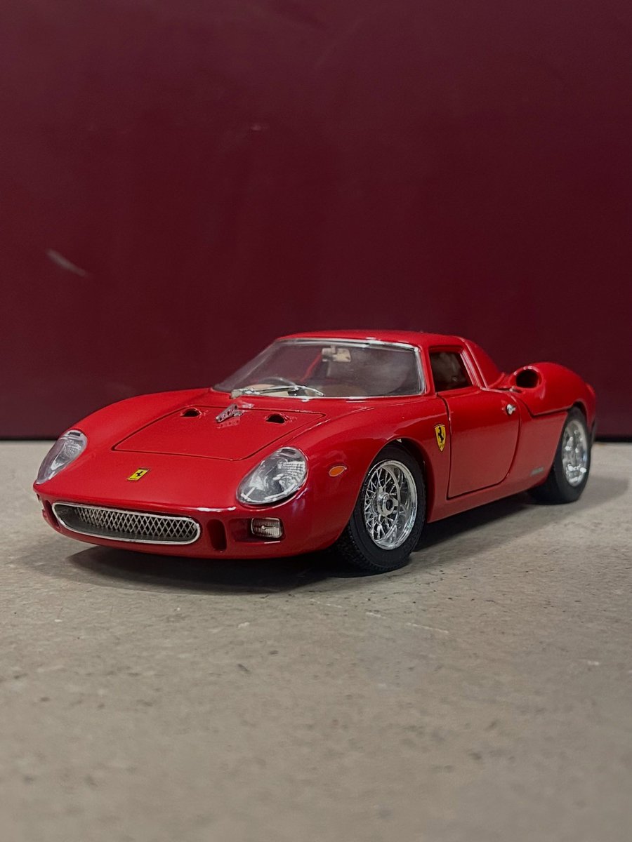 AutosMinisTacot's tweet photo. 🚨Back in stock🚨 

Quelques pépites sont de retour à l’échelle 1/18e dans la rubrique « Seconde main » !
#diecast #tacotdiecast #ferrari https://t.co/DhsDazntZd