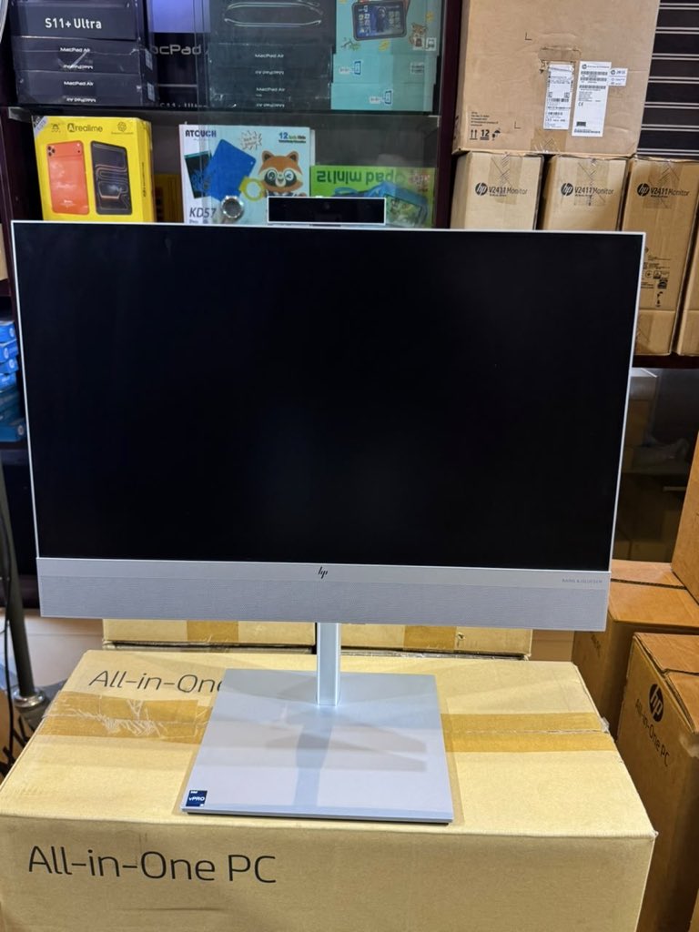 Maiconengines's tweet photo. All in one 
All that you need in one 
Hp Eliteone 
12th generation 
512gb 16gb Ram 
#1,050,000 
Brand new https://t.co/oR7K446WhW