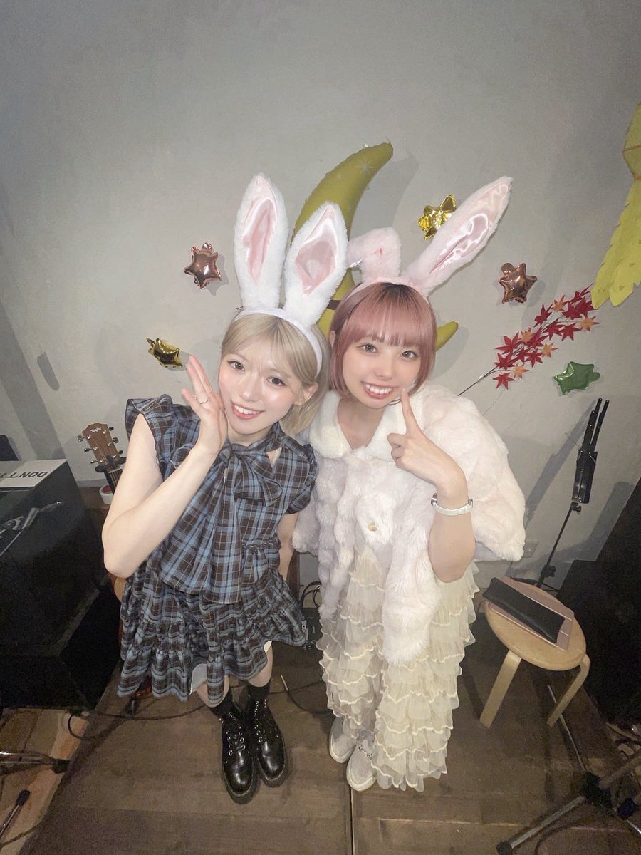 lisa20031208's tweet photo. 🐇<3 https://t.co/KLFcVxKpED