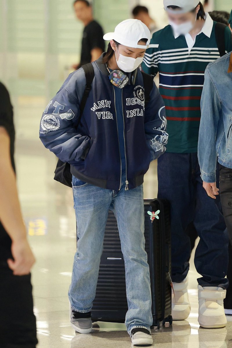 Wibi109699's tweet photo. Welcome back to Korea, Woojin. https://t.co/lVMxzAC0WK