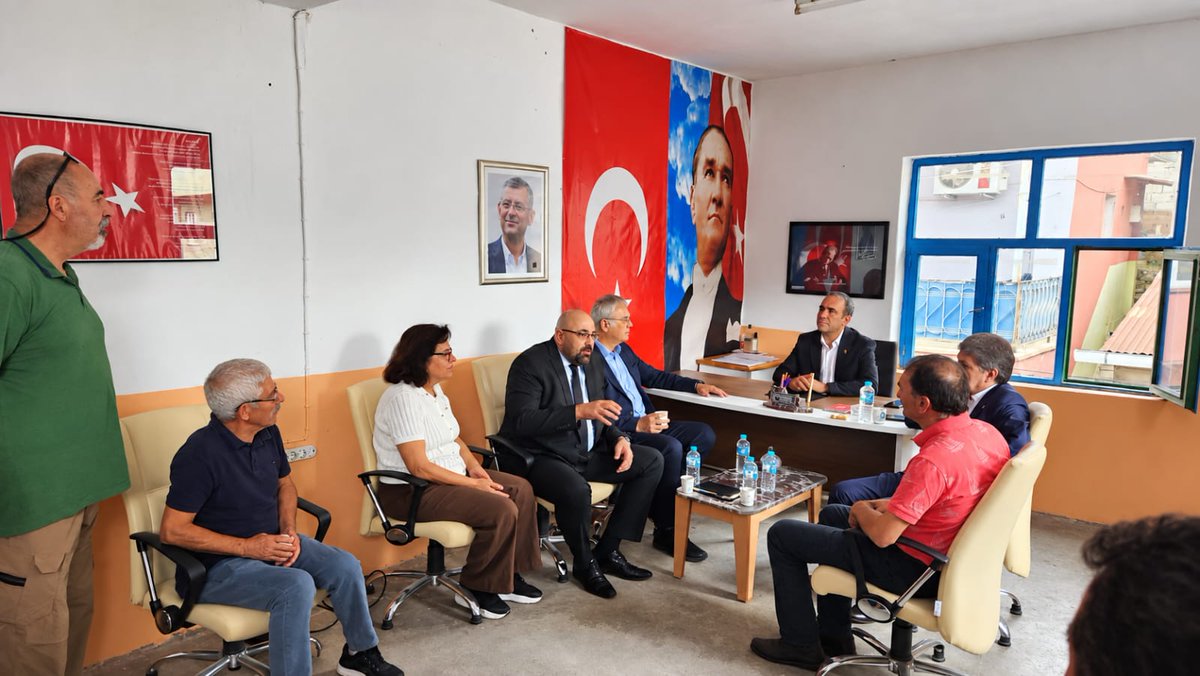 23YeniParti's tweet photo. Yeni Parti Bursa Milletvekilimiz Kayıhan Pala ve Kocaeli Milletvekilimiz Mühip Kanko ile Keban İlçe Başkanlığımızı ziyaret ettik. Ardından esnafımızla ve hemşehrilerimizle bir araya gelip sohbet ettik.
Bizleri içtenlikle karşılayan Keban'lılara teşekkür ediyoruz.
#Keban #Elazığ https://t.co/lN6olhPRfC