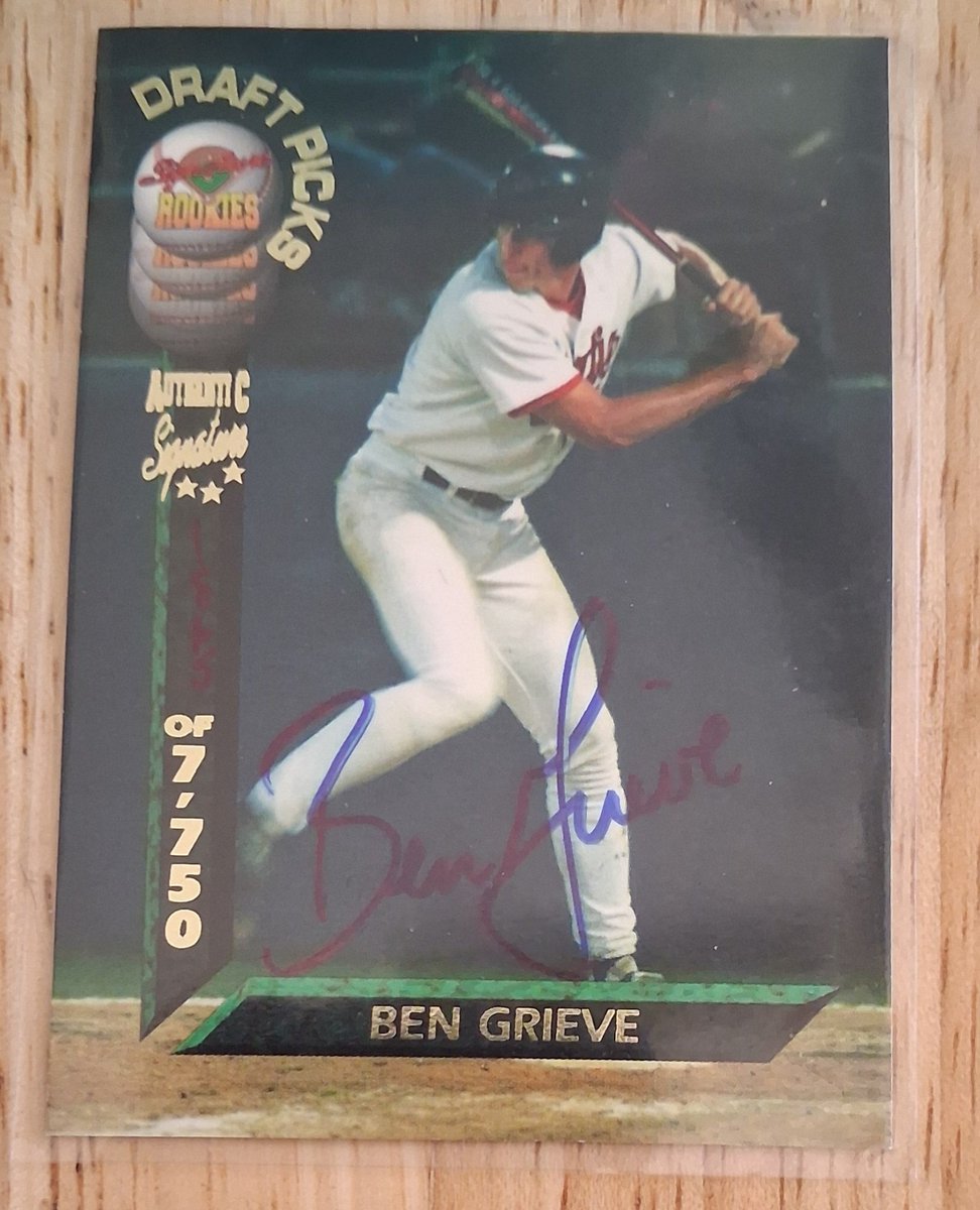 CPFJAYpt2's tweet photo. Good morning, sports fans!

#RandomCardILove

1994 Signature Rookies Draft Picks #3 Ben Grieve

Because Mondays are about new beginnings
Because father/son baseball connections
Because #MiLB https://t.co/XJgwWbotBx