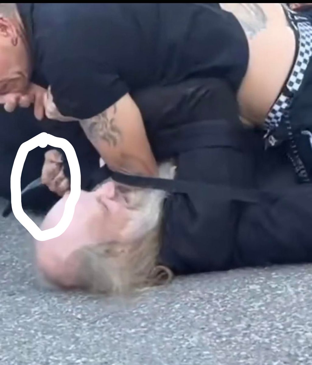 613_AFA's tweet photo. They won't speak about how they held Leon down at knife point. https://t.co/HaKzxbzEBL