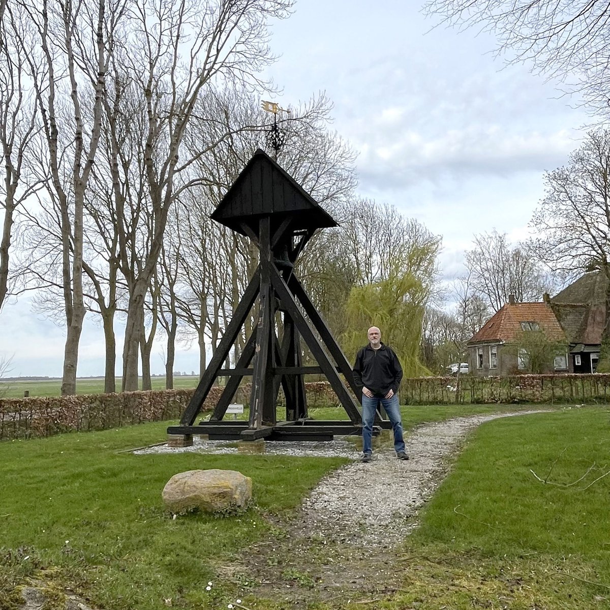 KeelyMaizey's tweet photo. *** BAARLO ***
Klokkenstoel. #toeristineigenland #ontdekjeplekje #nederland #thenetherlands #travel #traveller #dutch #wanderlust #ignederland #ignetherlands #igtraveller #baarlo #steenwijkerland #klokkenstoel #overijssel https://t.co/fMJrUiLsrg