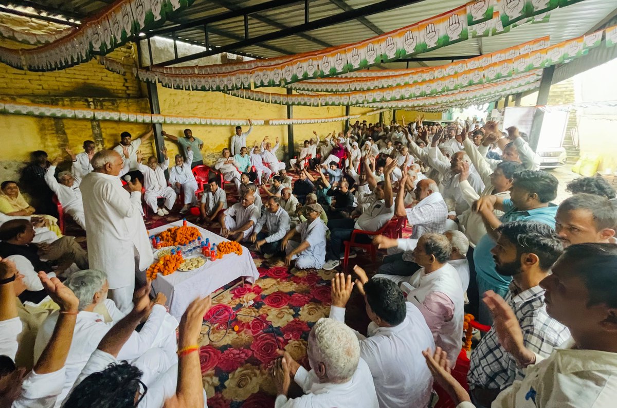 BhupinderShooda's tweet photo. अपने विधानसभा क्षेत्र में जनसम्पर्क के क्रम में गांव सिसरौली, नया बांस और हसनगढ़ में। https://t.co/8kXbEErC8G