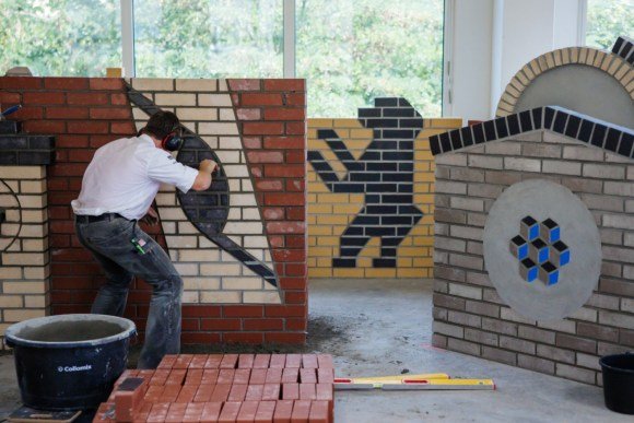 UrsBolt's tweet photo. 🇨🇭🌐Switzerland wins 12 medals at @WorldSkills Competition in Shanghai:
🇨🇳China was the best nation with 41 gold medals. The 42 Swiss vocational students finished third in the world, the best European team.
@swissinfo_en: https://t.co/oFTqeeEer7 #craftmanship https://t.co/xlwSZqanfT
