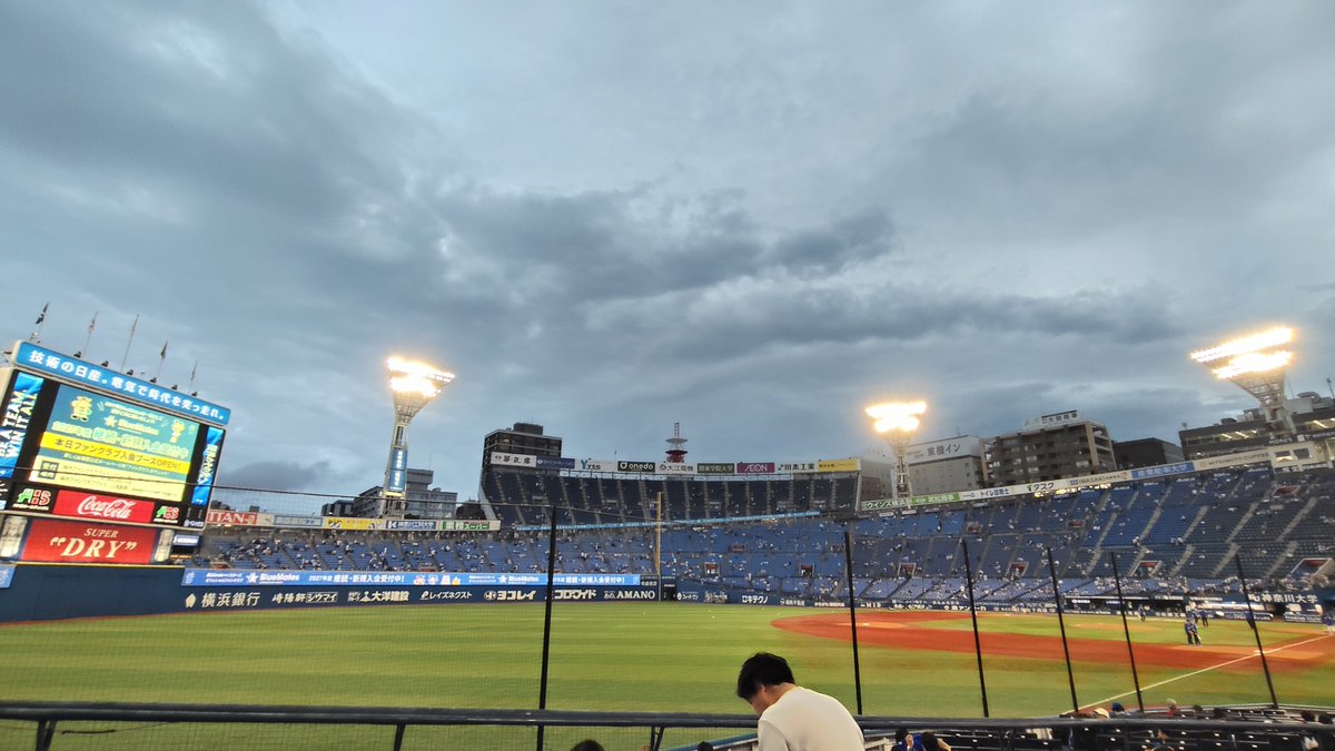 usa2wan2's tweet photo. 久々に野球見てきた https://t.co/DU6aAn7xwa