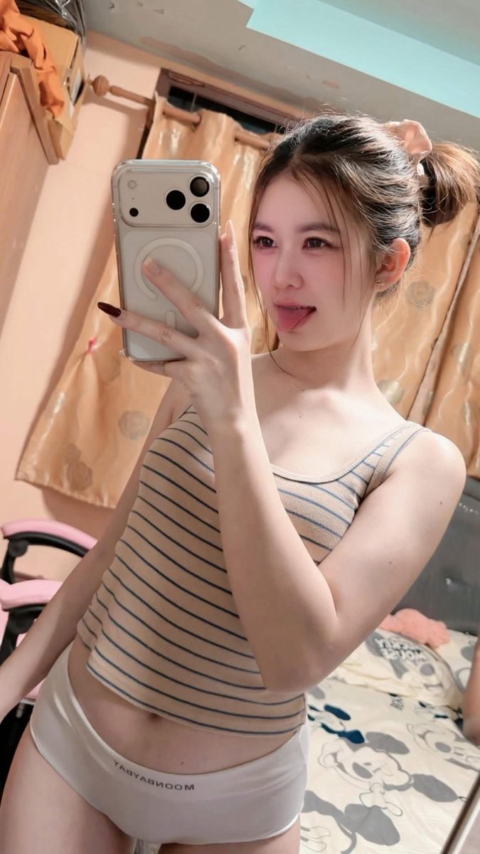 Clementinel1ne7's tweet photo. 💄”ตอนแรกก็ไม่เชื่อ จนกระทั่งลองใช้เอง... ไอเทมลับที่บิวตี้บล็อกเกอร์เกาหลีโหวตให้เป็นอันดับ 1!“ 🦋 ครีมกันแดดเนื้อซูเฟล่ บางเบา คุมมันนาน 🌤️

#รับงานนนทบุรี #บางบัวทอง #ปากเกร็ด https://t.co/WTJwaT8Lfp