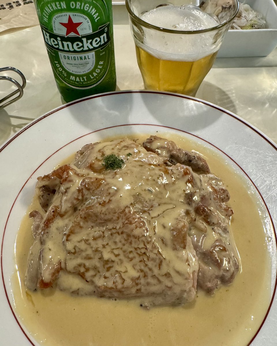 eijikatano's tweet photo. バワリーのゴルゴンゾーラチキンは、自分史上最高のカフェめしだ。
@bowerykitchen_komazawa
@johnsmedleyknitwear.jp
#johnsmedley
#bowerykitchen
@eijikatano
#アニチューブ
#アニキ
#片野英児 https://t.co/BXZ9t0QtqI