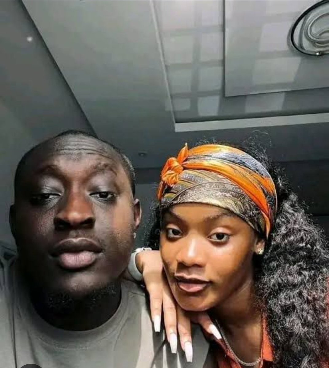 real_Faithie's tweet photo. Who is he more cute with??

Carter Efe with his          Carter with baby Mama                       his American 
                                                Girlfriend https://t.co/J5QnT9RsXr