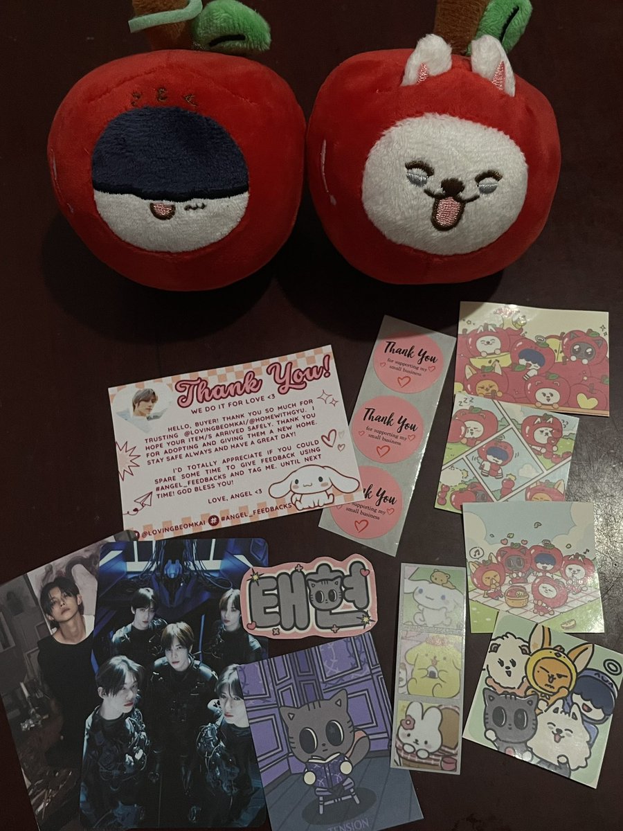 ppulroni's tweet photo. hello 💘

these babies had already arrive weeks ago and now lang me nakapagpost because of my busy schedule heh but despite that, they are so cute! luv them so much 🫳🏻🥹

never regretted na nagpabudol for these cuties 😛

@lovingbeomkai 📫
#angel_feedbacks 💌 https://t.co/xNWooY9prs