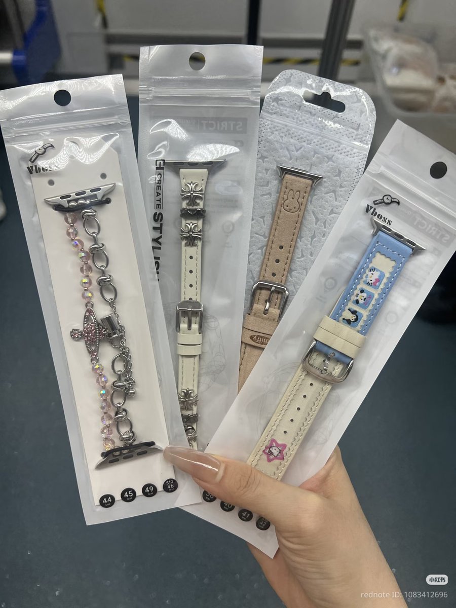 privatenameii's tweet photo. yaampun gemeshh banget strap smartwatch ini 🥹🤏🏻 untung aja ada toko yang jual stap lucuw ini dengan harga affordable 😍 https://t.co/IzTxHlUe3p