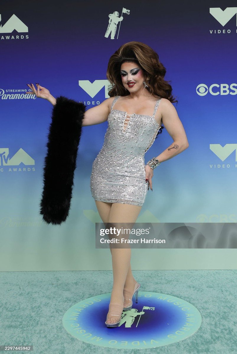 DragRace131's tweet photo. Myki Meeks looks dazzling for the 2026 MTV Video Music Awards (VMAs) in Los Angeles, California. #Dragrace https://t.co/8WXYamEYQG