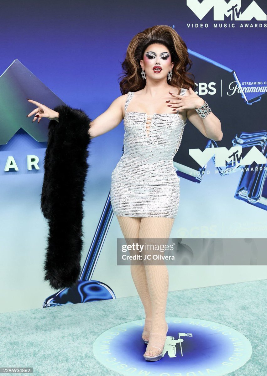 DragRace131's tweet photo. Myki Meeks looks dazzling for the 2026 MTV Video Music Awards (VMAs) in Los Angeles, California. #Dragrace https://t.co/8WXYamEYQG