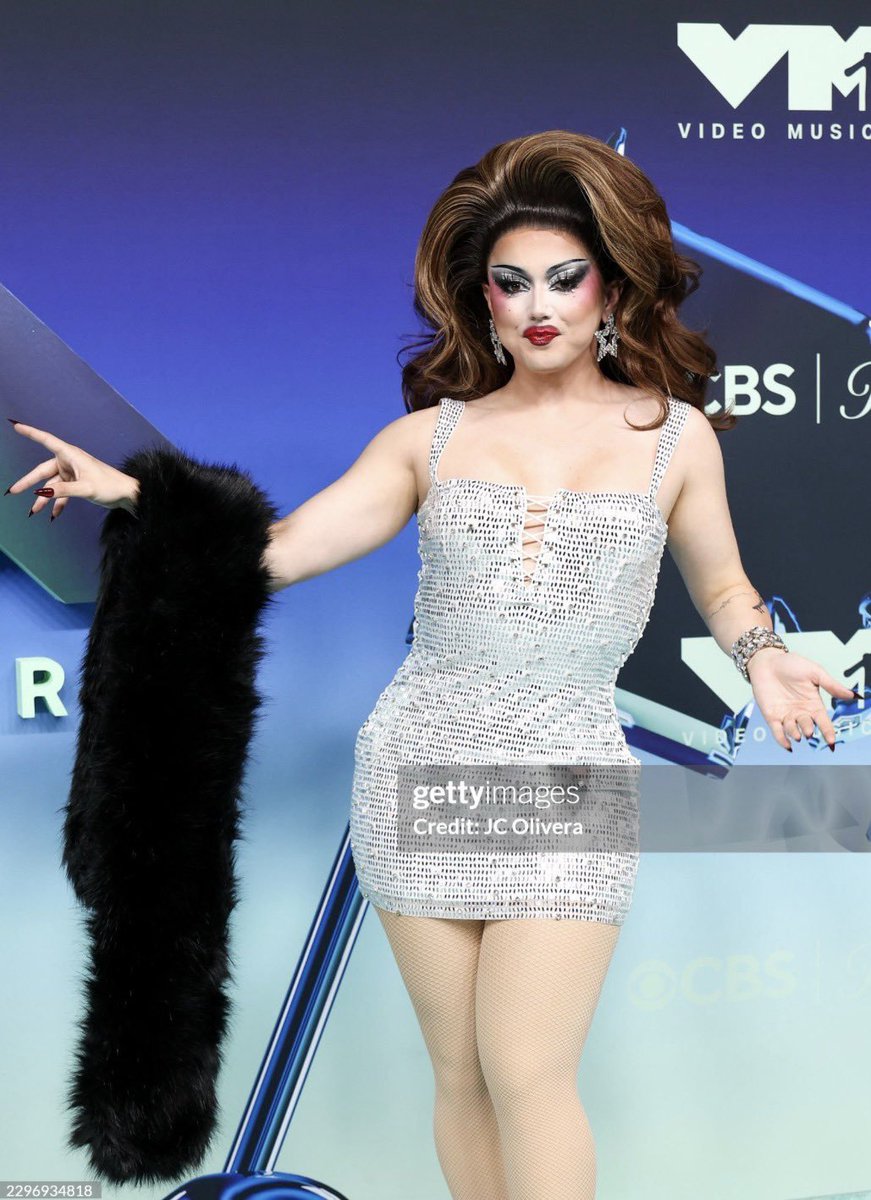 DragRace131's tweet photo. Myki Meeks looks dazzling for the 2026 MTV Video Music Awards (VMAs) in Los Angeles, California. #Dragrace https://t.co/8WXYamEYQG