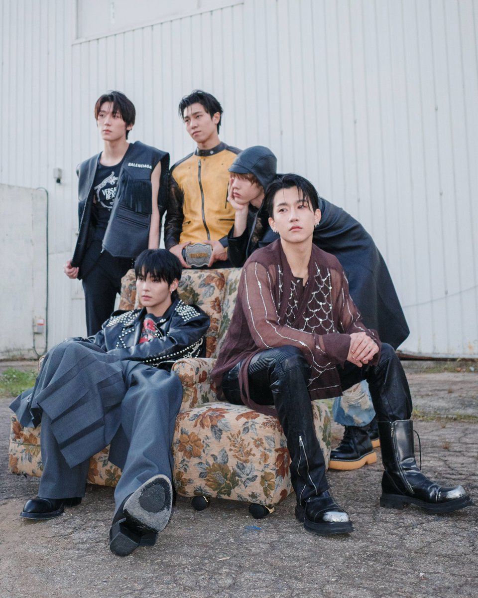 wayfboys tweet picture