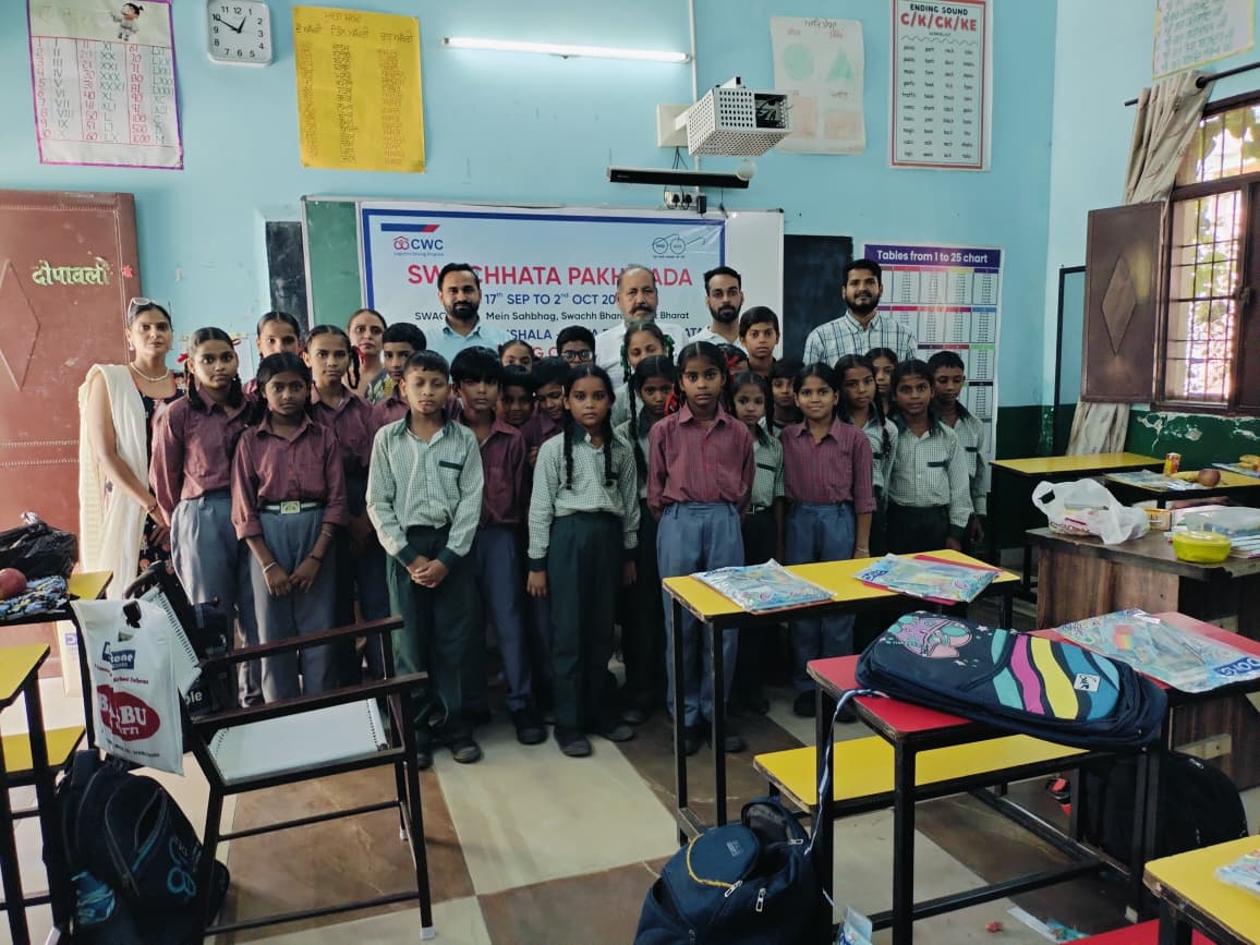 cwcrochandigarh's tweet photo. As part of the Swachhata Pakhwada Campaign 6.0, CW Moga-II organized a Drawing Competition at Government Primary School, Ramdas Nagar, Block Moga-II.

#SwachhataPakhwada6 #SwachhataPakhwada #SwachhataHiSeva #SwachhBharat #CleanIndia #CWC #MogaII #DrawingCompetition https://t.co/PXiTHMapG8