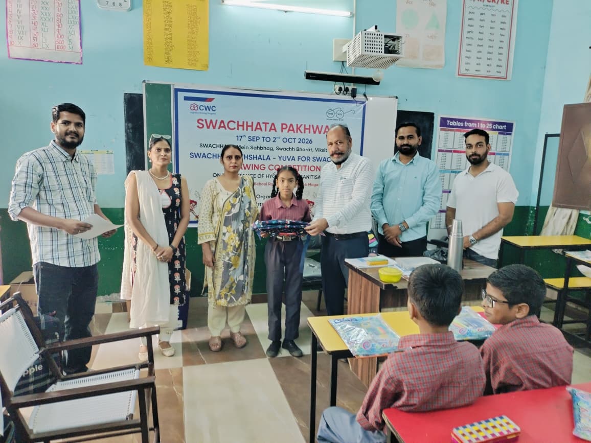 cwcrochandigarh's tweet photo. As part of the Swachhata Pakhwada Campaign 6.0, CW Moga-II organized a Drawing Competition at Government Primary School, Ramdas Nagar, Block Moga-II.

#SwachhataPakhwada6 #SwachhataPakhwada #SwachhataHiSeva #SwachhBharat #CleanIndia #CWC #MogaII #DrawingCompetition https://t.co/PXiTHMapG8