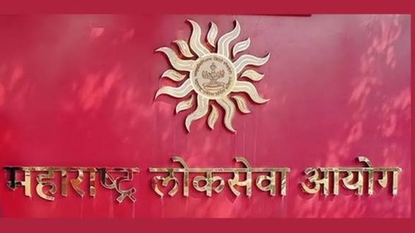 sanketikta's tweet photo. चौकशीशिवाय राज्यसेवा मुख्य परीक्षा घेणार नाही.हा विद्यार्थ्यांना दिलेला शब्द पाळून तात्काळ notification काढून विद्यार्थ्यांच्या मनातील अस्वस्थता दूर करावी. वाट पाहतो एकआशेचा किरण म्हणून..@CMOMaharashtra @mpsc_office  
    @Nikhil_A_Patil   

#mpsc #FairRajyasevaMains2026 https://t.co/2G0Fb32NcP