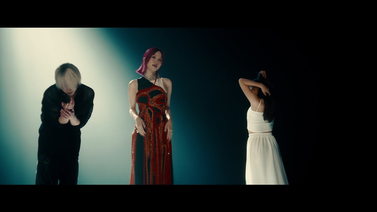 movie_matching's tweet photo. 主題歌"ソフィリア" 
MUSiC CLiP公開
━━━━━━━━････・🥀

#土屋太鳳 ＆ #佐久間大介 が劇中の役で出演

#内田英治 監督がメガホンを取り、
“赤い絆”で繋がれた輪花と吐夢を描く

➤MUSiC CLiP
https://t.co/wF2OrNH5O9

#LiSA  #LiSA_ソフィリア 
#映画マッチング 𝐓𝐑𝐔𝐄 𝐋𝐎𝐕𝐄
大ヒット上映中