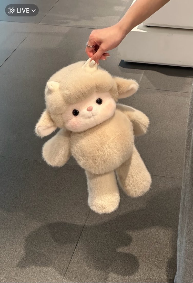 seiajee's tweet photo. APAANSIH⁉️ KALO SEGEMES INI EMANG BISA DISKIP YAH?!     
jujur langsung co yang terakhir😭🫵🏻 https://t.co/eOf8MkgDl2
