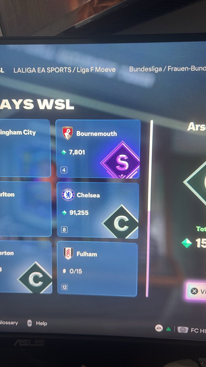 AliAlkhafac8ih's tweet photo. @FUTxGG  hey I have a tier on Bournemouth but on the app it says grade c best possible hope you fix it I been loving the idea so far https://t.co/TktSfDvaZH
