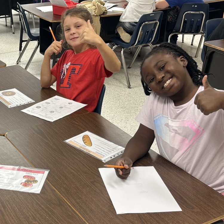 lyonsupperelem's tweet photo. Mrs. Wommacks &amp; Mrs. H. Braddy's classes completed bakery stations on Friday using multiplication strategies. Making real life connections is not only engaging, but helps students see the importance of math. 
#LUES #SHINE #MissionExcellence #MathMatters https://t.co/NC10voaNMa