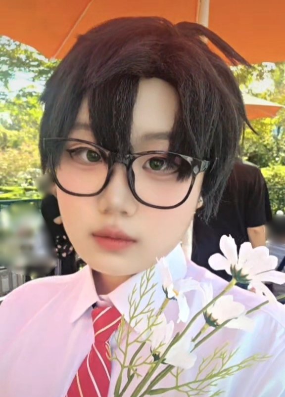 _Shiro_cos's tweet photo. #요즘로봇

9코페 때 사진인데 이제야 올리네요 🥺

안경에 미.친 트친이 있어서 네 장 꽉끼게 올려요.. https://t.co/GJJasd9piA