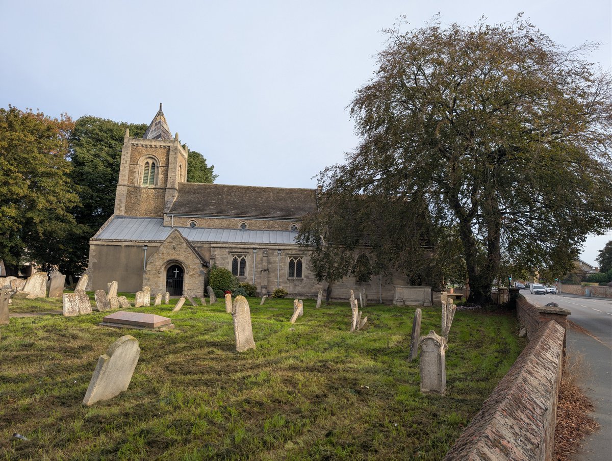 NigelUnfiltered's tweet photo. St Mary's Church Farcet Peterborough on todays stroll #walking #church #peterborough https://t.co/5J4bt9xSnO