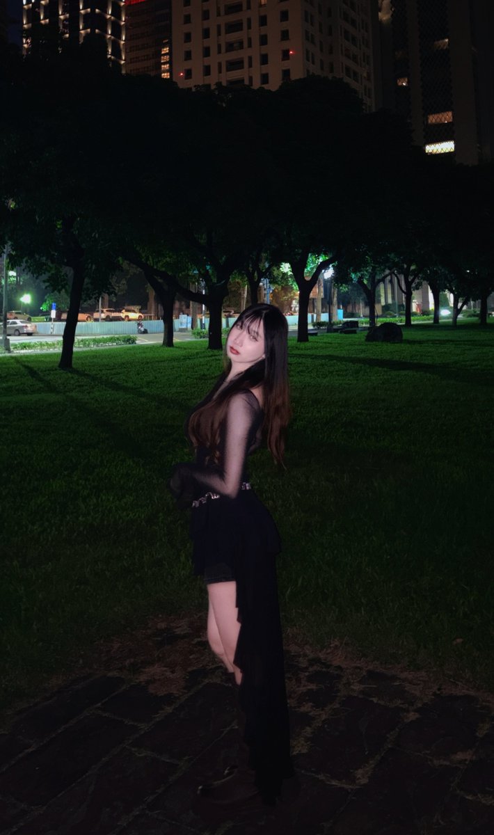 yuson_1128's tweet photo. 看起來很壞但其實很乖🌙 https://t.co/0of3iphVSn