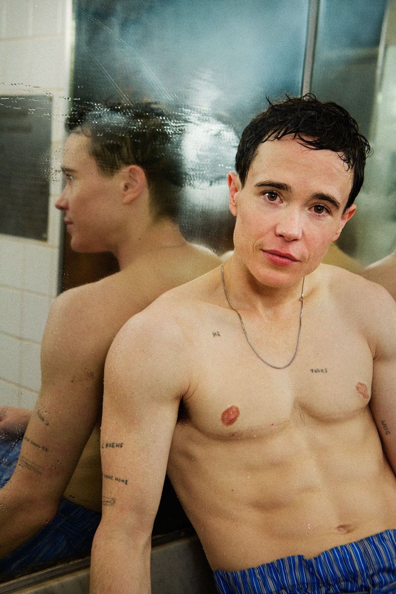 FilmUpdates's tweet photo. Elliot Page for The Men’s Style Issue of New York Magazine

📸: Ryan McGinley https://t.co/WjUZLVjYnQ