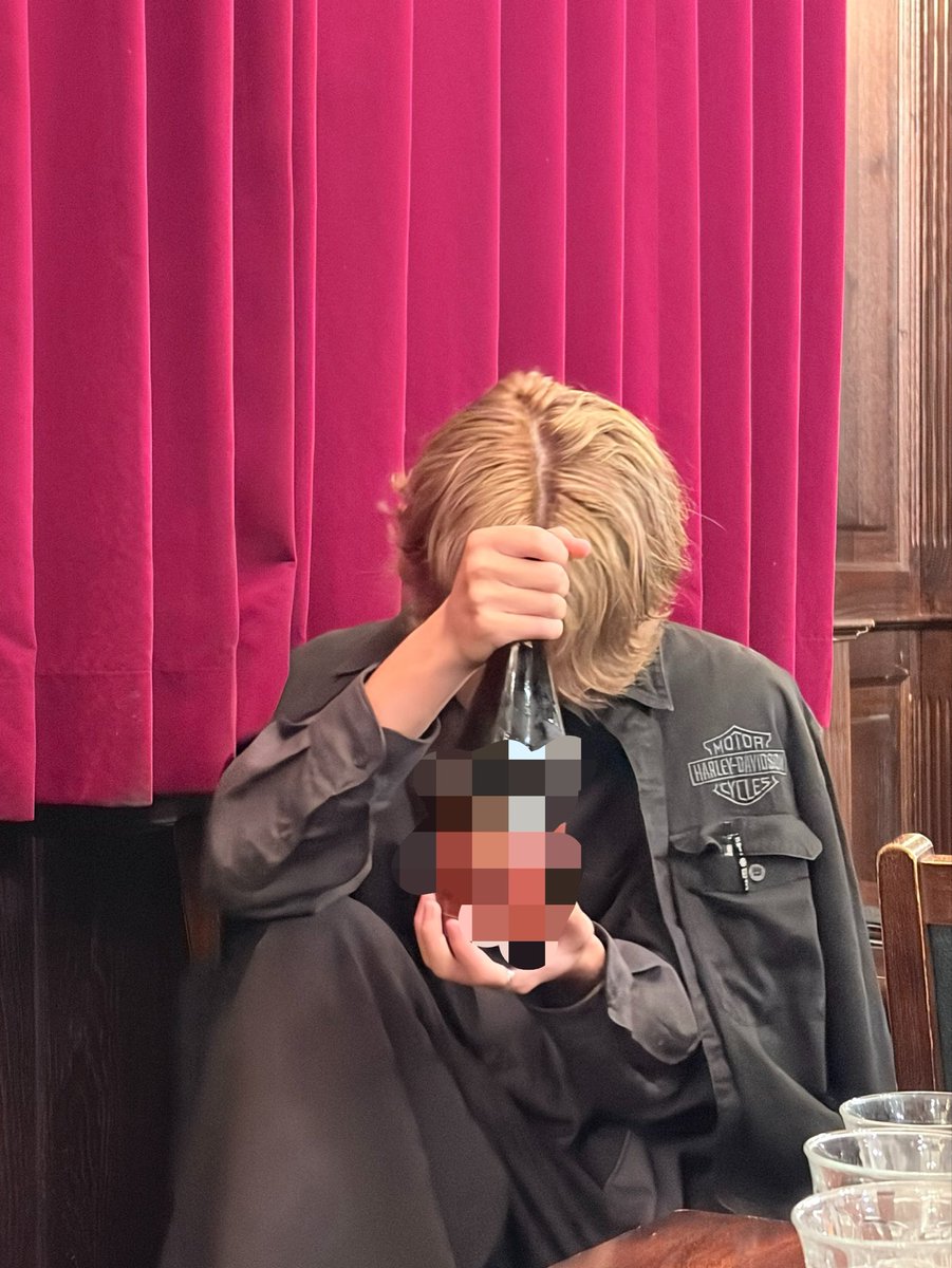 Rin_6men's tweet photo. 多分12月のホールまで6面のみなさんとお会いする機会が無いので報告しておくと金髪になりました👍
人生初です👍
意外と友人からも好評でありがたい🙏
会ってもビックリしないでくださいね〜 https://t.co/CqPtPKYD1J