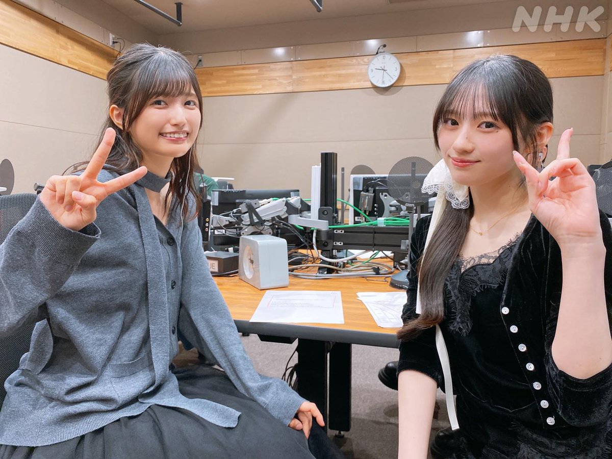 nhk_radirer's tweet photo. 9月27日のらじらー！サンデーは「NHK ONE らじる★らじる」の聴き逃しサービスで1週間何度でも聴くことができます

茉央ちゃん爆笑!?の『さくまおの…ねえ、どっちにするの？』は聴き逃しで🪄😹

聴き逃し
https://t.co/yjdkIc5EFe
アプリ
https://t.co/9CjZt15iPS
#nhkらじらー #五百城茉央 #川﨑桜 https://t.co/aAEzRLya0R