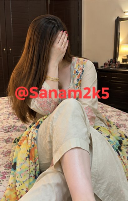 Sanam2k5's tweet photo. No plans, just a cozy day at home🤍 https://t.co/yyrvZ6X34a