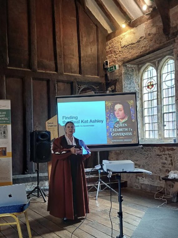 RAGriggsauthor's tweet photo. Thank you St Nicholas Priory @nixpriory for hosting my talk about the Real Kat Ashley on Saturday, thank you Abi for these photos and thank you everyone who came along and bought books. I throughly enjoyed introducing you to the Real Kat Ashley. 

#newbiography #historytalks https://t.co/NnNTYN0c2f