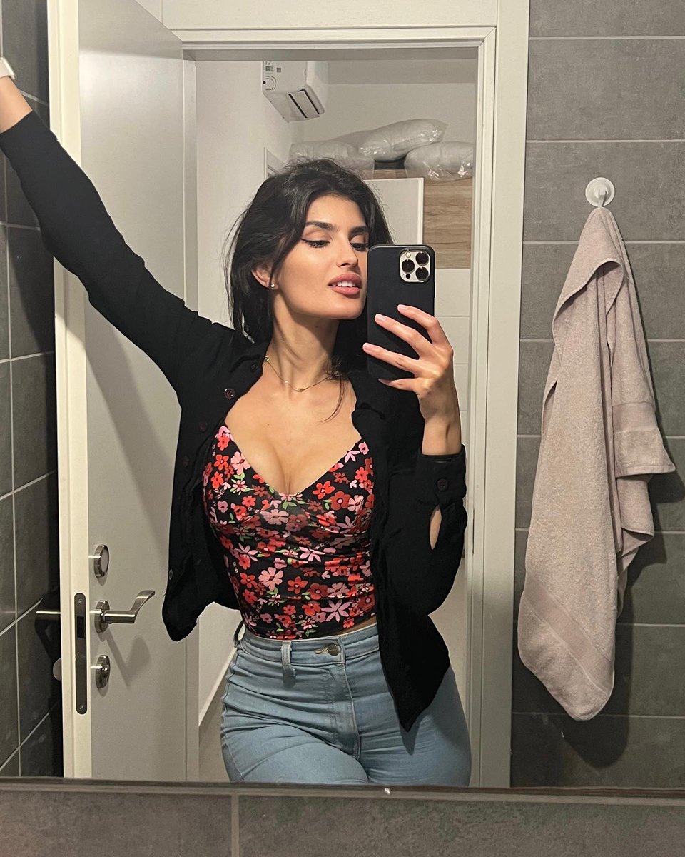 yaelaris