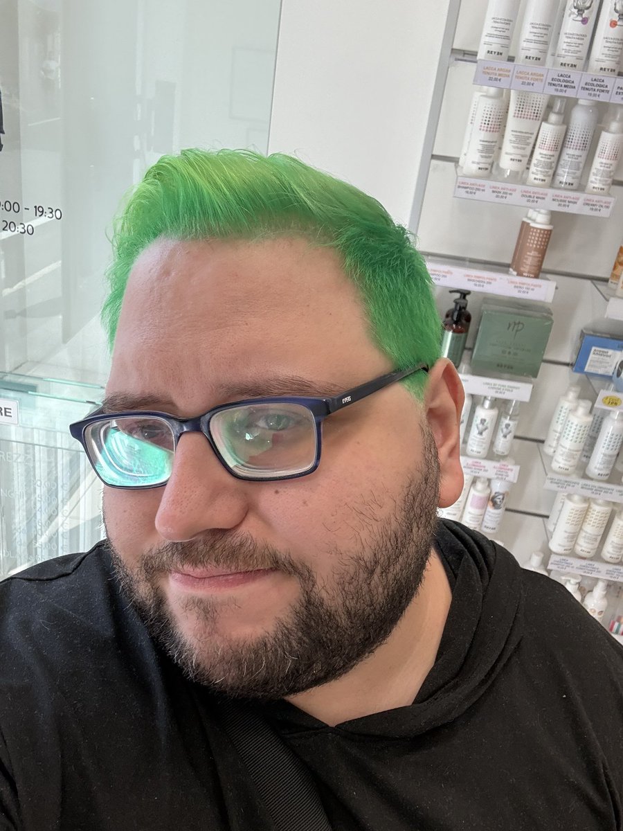 88Teddy_Nerd's tweet photo. New look https://t.co/qJxsphBvGI