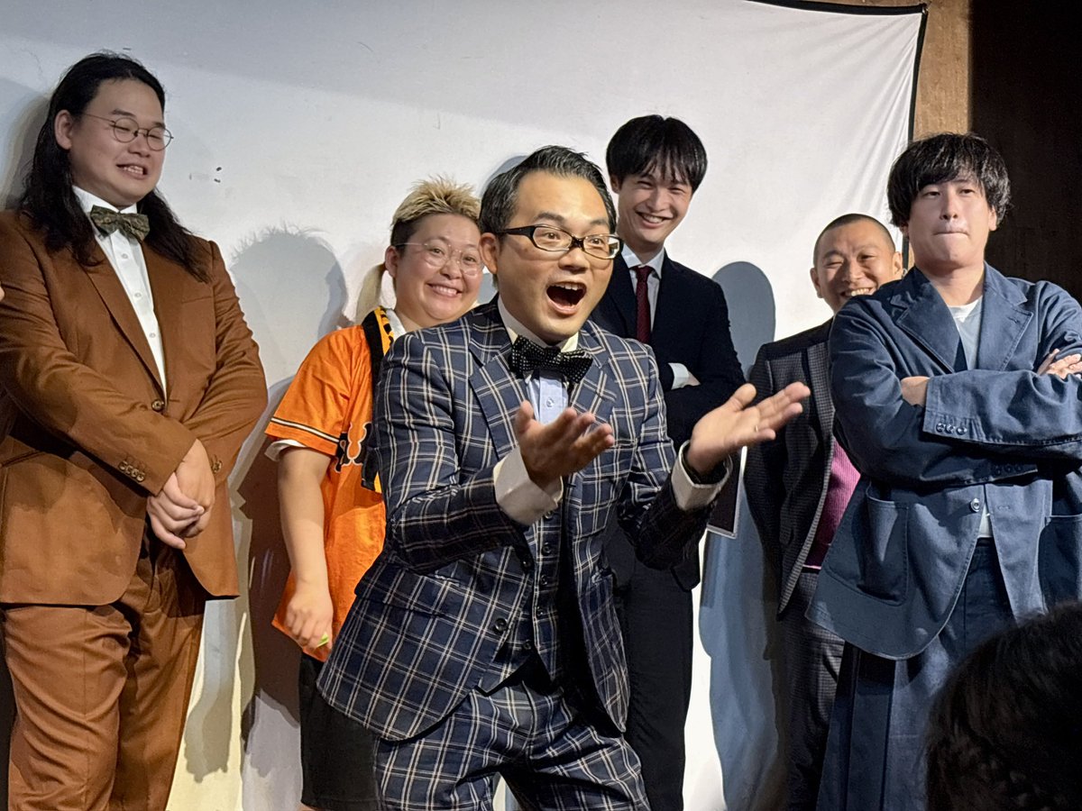 cidercider___'s tweet photo. 月曜夜のネタと企画、食レポは各々の実践はもちろん、NGワードを決めるときの皆さんの推測が鋭く目を瞠った。メンバーのことを理解しているからこそたどり着くワードや行動だった。 https://t.co/fnir34gDqT